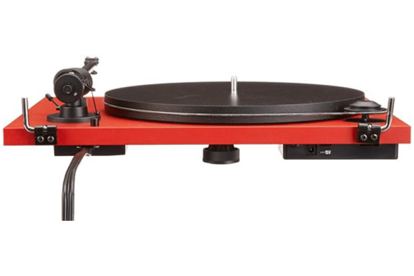 Pro-Ject-essential-3