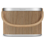 Packshot-beosound-a5-oak-front-0101-s1200x1200px